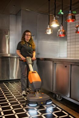 TASKI Ultimaxx 360 &mdash; компактна машина для миття підлоги